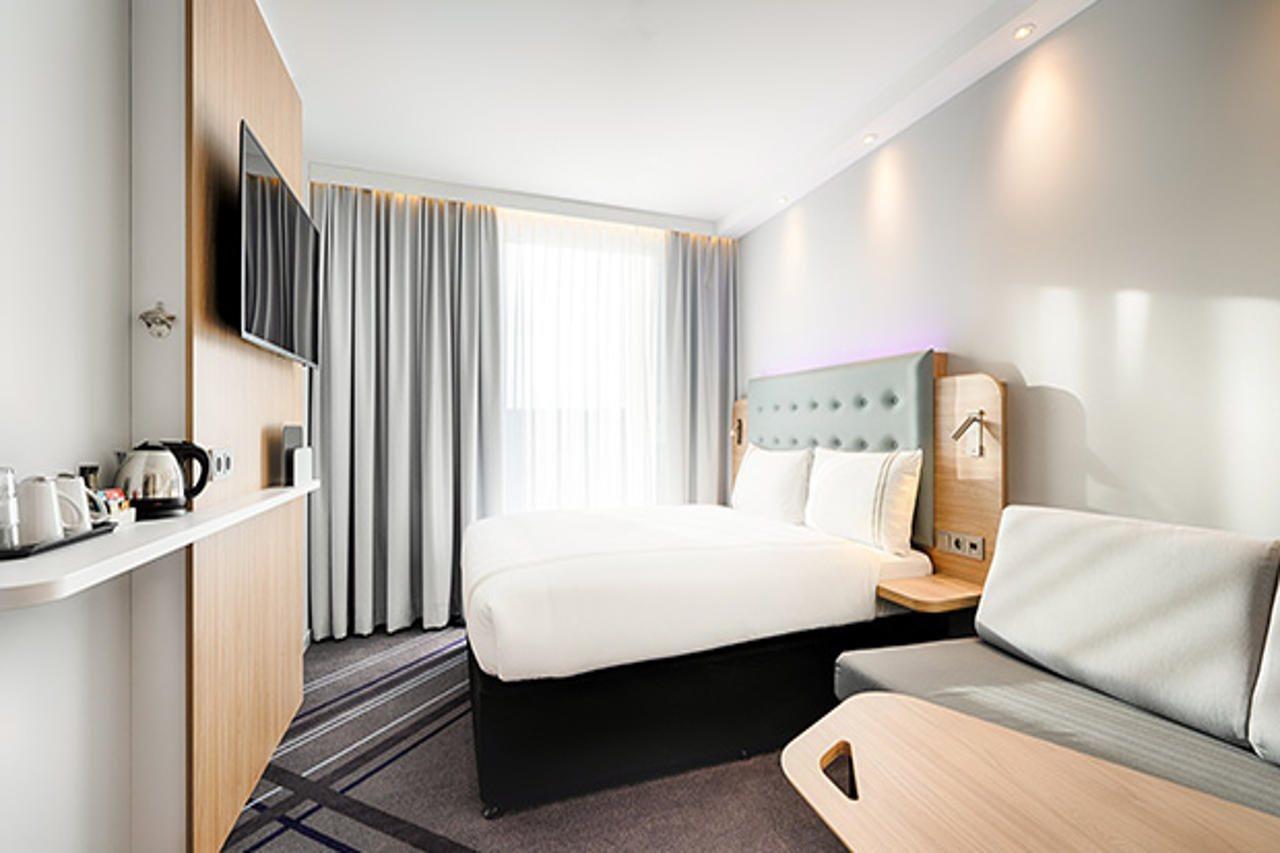 Premier Inn Leipzig City Hahnekamm Екстериор снимка
