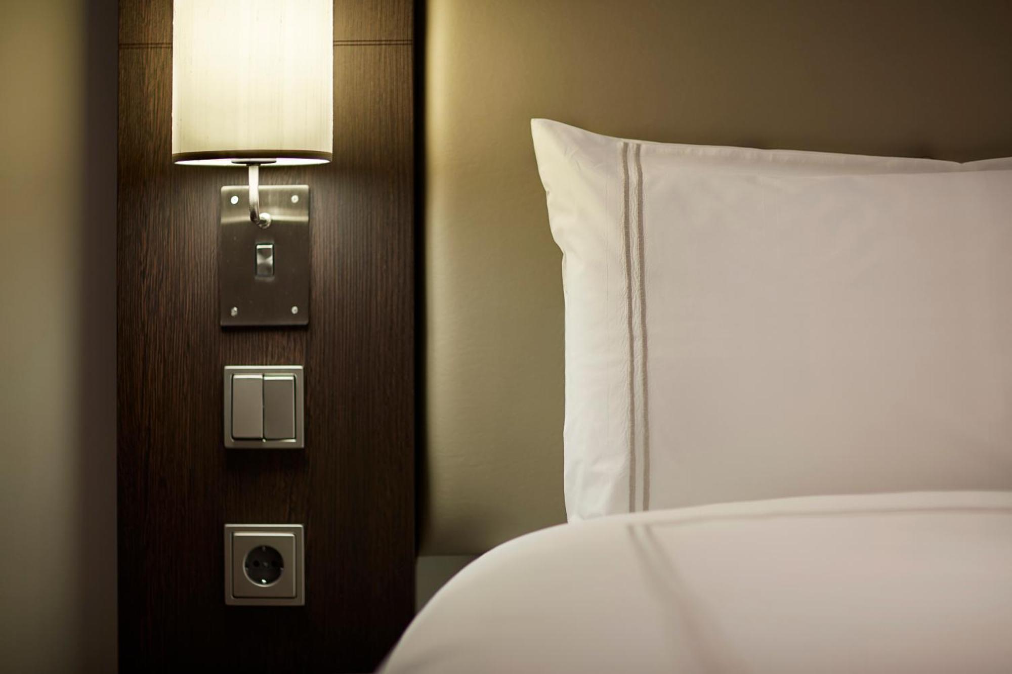 Premier Inn Leipzig City Hahnekamm Екстериор снимка