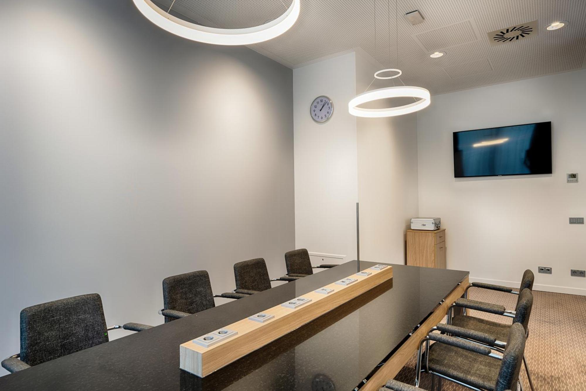 Premier Inn Leipzig City Hahnekamm Екстериор снимка